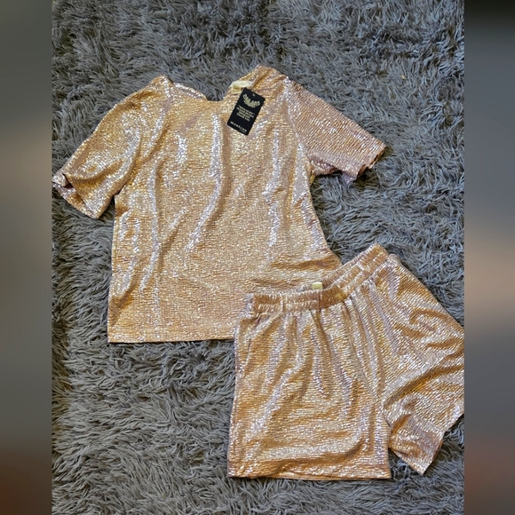 Monteau Rose Gold Top & Short Set - Picture 1 of 2